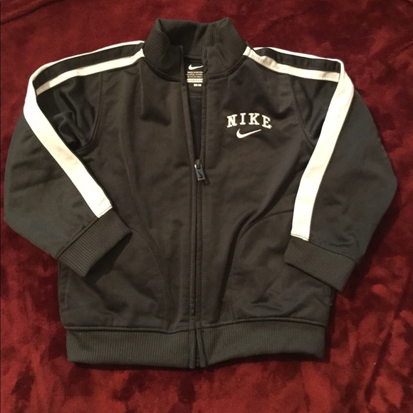 Nike kids jogging set - Picture 3 of 7